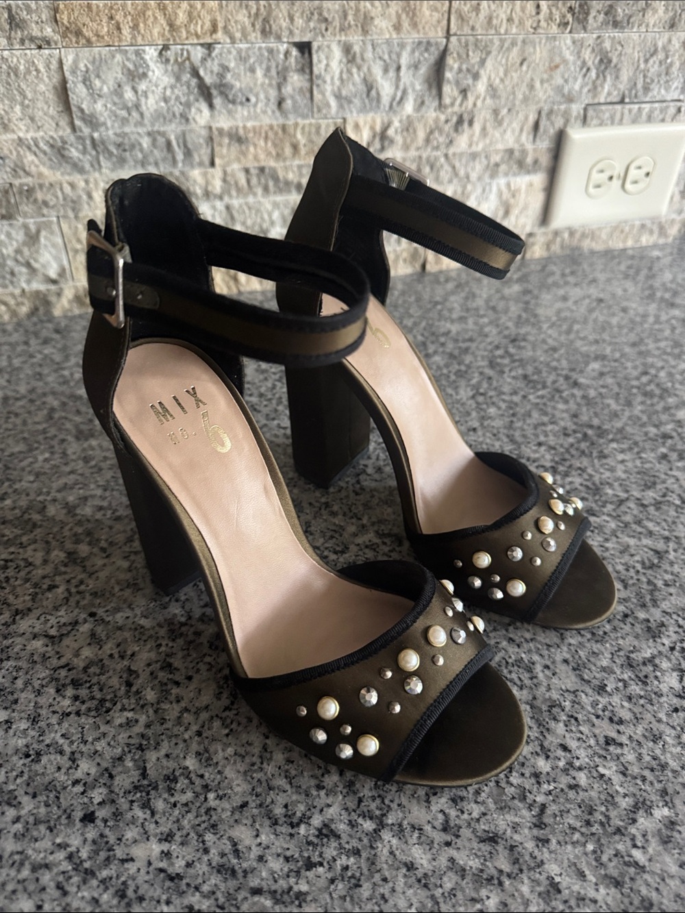 Mix No. 6 Olive Pearl-Embellished Ankle-Strap Block Heels - Size 6